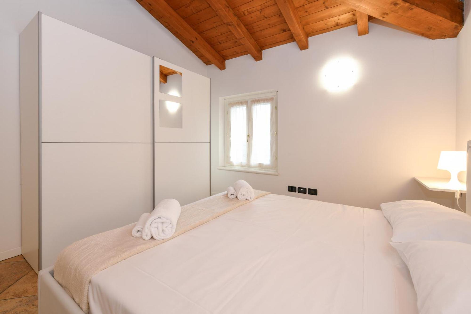 Wendy Apartment- Twobedroom & Pool & Parkprivatefree & Sports Desenzano del Garda Extérieur photo
