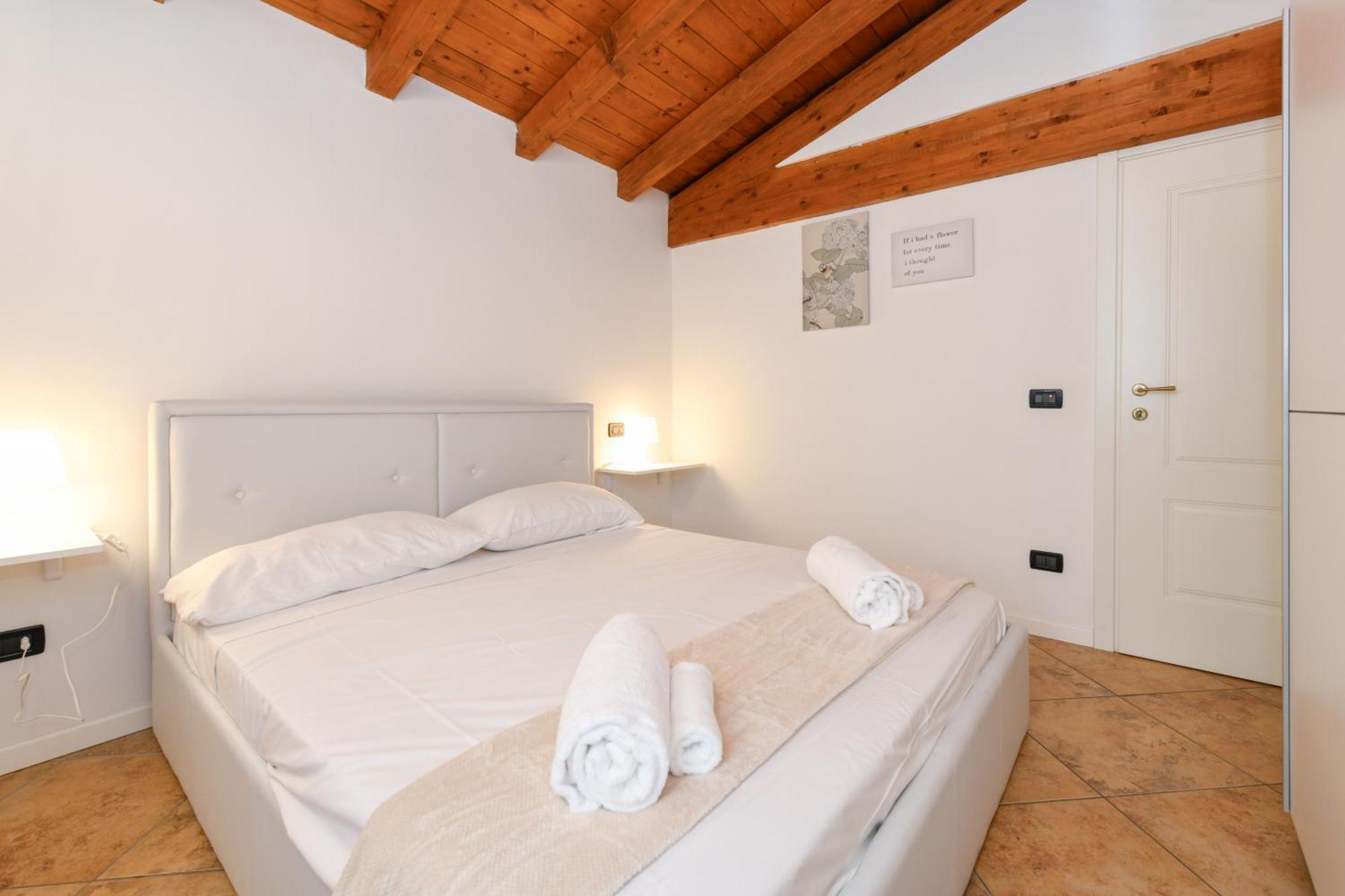 Wendy Apartment- Twobedroom & Pool & Parkprivatefree & Sports Desenzano del Garda Extérieur photo